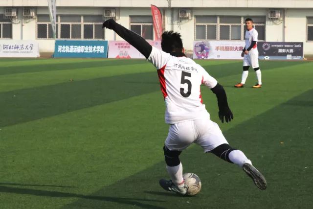欧冠-桑切斯破门恰10点射 国际米兰2-1萨尔斯堡